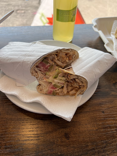 Photo of RG. Kitchen - 5054 Victoria Ave, Niagara Falls, ON L2E 4E1
